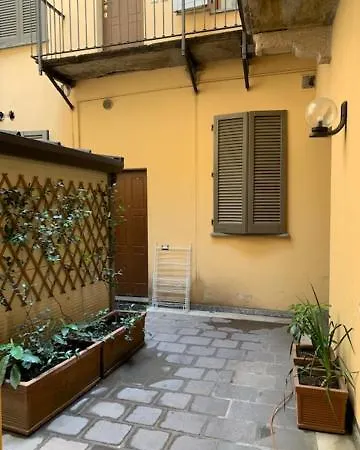 Ap12 Grazioso Appartamento In Centro Milan Exterior photo
